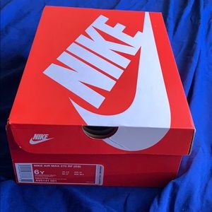 Size 6 AirMax 270 kids